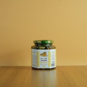 عسل المكسرات هو مزيج غني من العسل والمكسرات، يعزز زيادة الوزن بفضل سعراته الحرارية العالية والعناصر الغذائية المفيدة