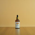 زيت الأركان المغربي كنز الجمال الطبيعي للعناية بالبشرة والشعر من قلب المغرب