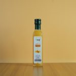 خل التفاح يعزز الصحة العامة بفضل خصائصه الطبيعية، حيث يساعد في تحسين صحة الشعر، وتنقية البشرة، ودعم عملية الهضم