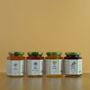 باقة العسل التي تضم أربعة أنواع: عسل الزعتر، السدر، الدغموس، وأخيرا عسل النافع