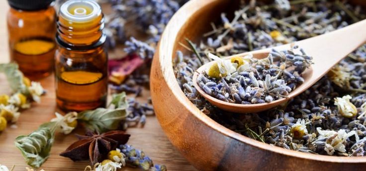 فوائد العلاج والتداوي بالأعشاب